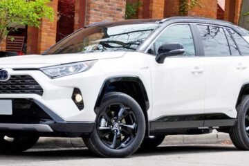 bolt pattern toyota rav4